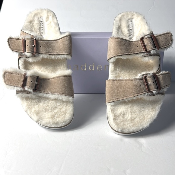 MADDEN GIRL Butterfly Taupe Furry Buckle Straps Slide Sandals Women's 11M NEW - Picture 10 of 10